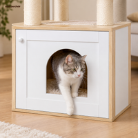 Arbre à chat en bois multi-niveaux avec hamac et niche, le caisson fermé