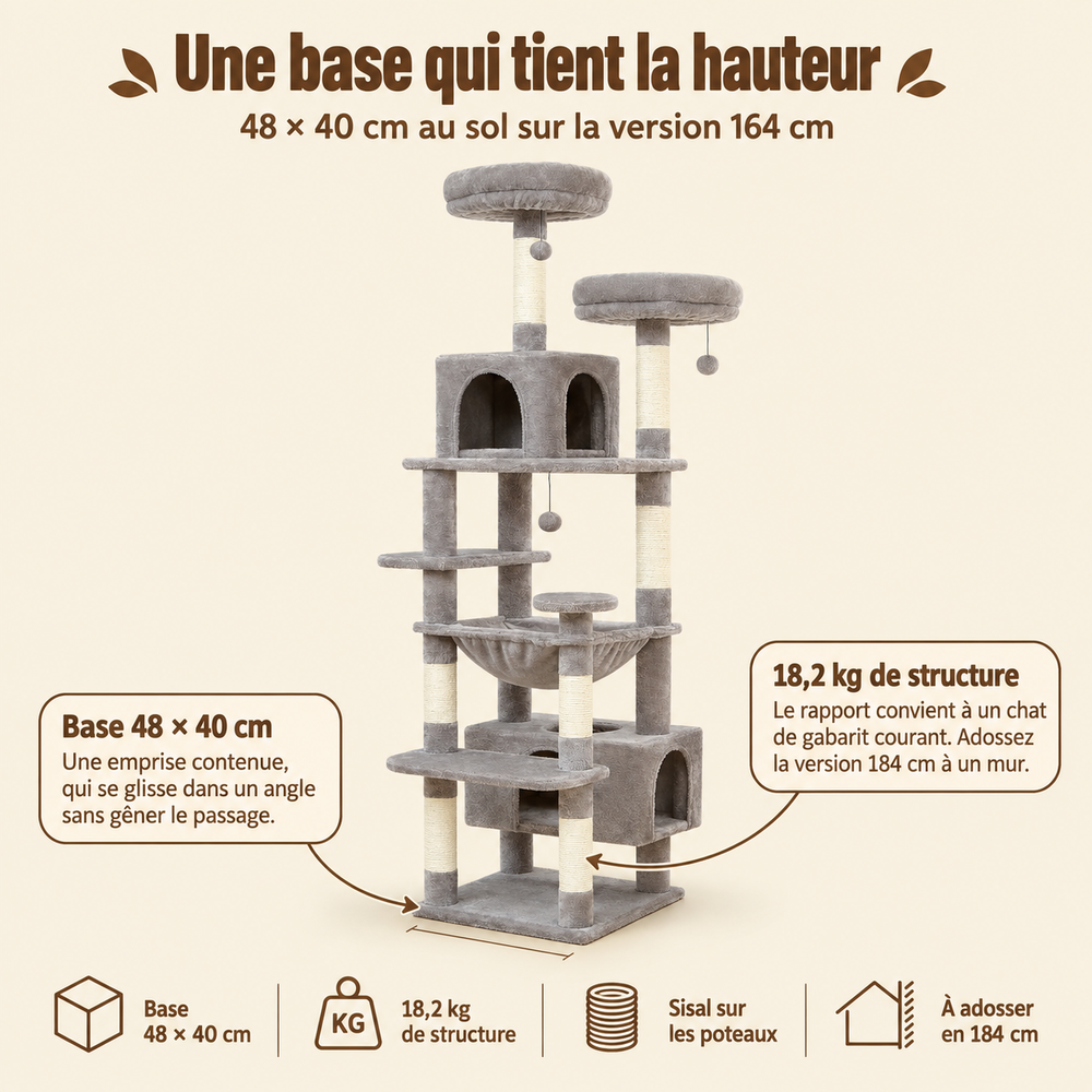 Arbre à chat XXL 136 à 184 cm avec 2 niches et grand hamac, son emprise au sol